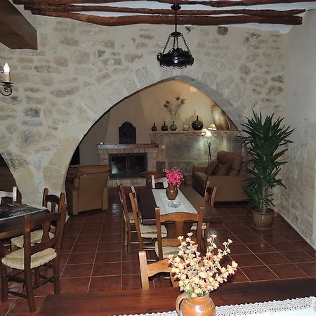 Las Bodegas Del Gilo Valdealgorfa Екстер'єр фото